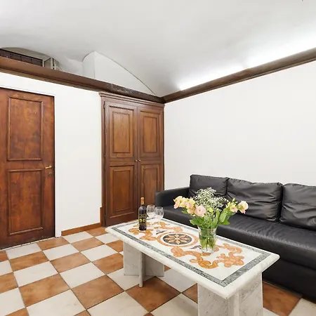 Campitelli 9 - Loft In Ancient